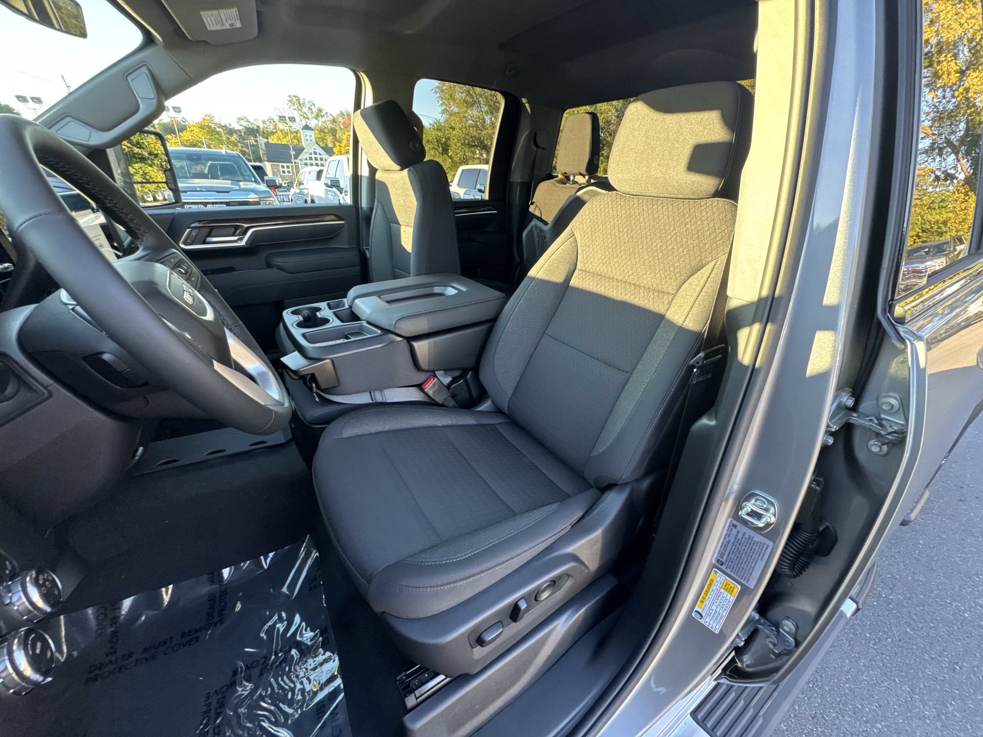 New 2026 GMC Sierra 2500 SLE w/ SLE Value Package; AWD/4WD image 13