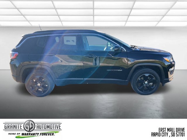 Used 2021 Jeep Compass Latitude w/ Convenience Group AWD/4WD image 7