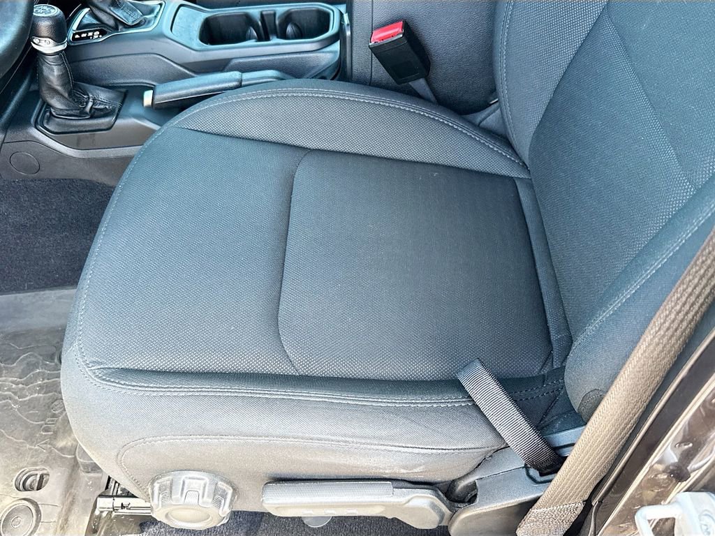 Used 2023 Jeep Wrangler Unlimited w/ Cold Weather Group image 21