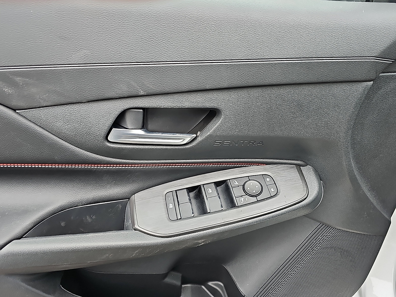 New 2026 Nissan Sentra SR w/ Floor Mat Package image 8