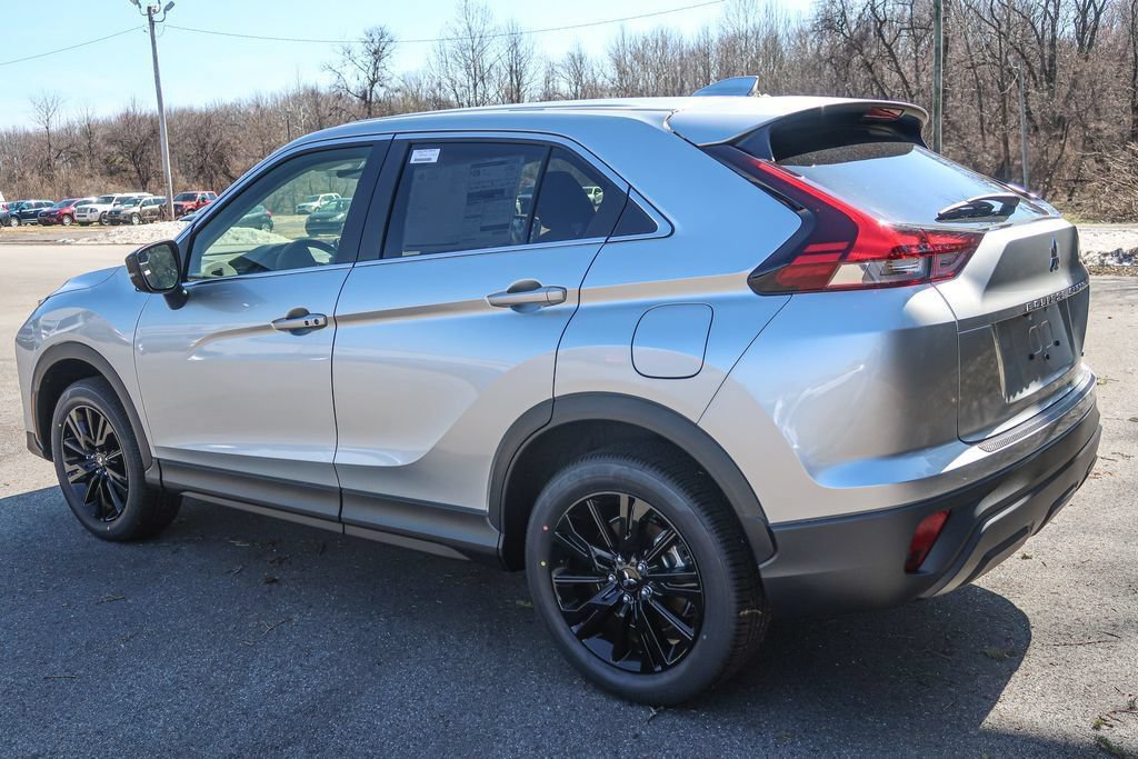 New 2026 Mitsubishi Eclipse Cross LE AWD/4WD image 12