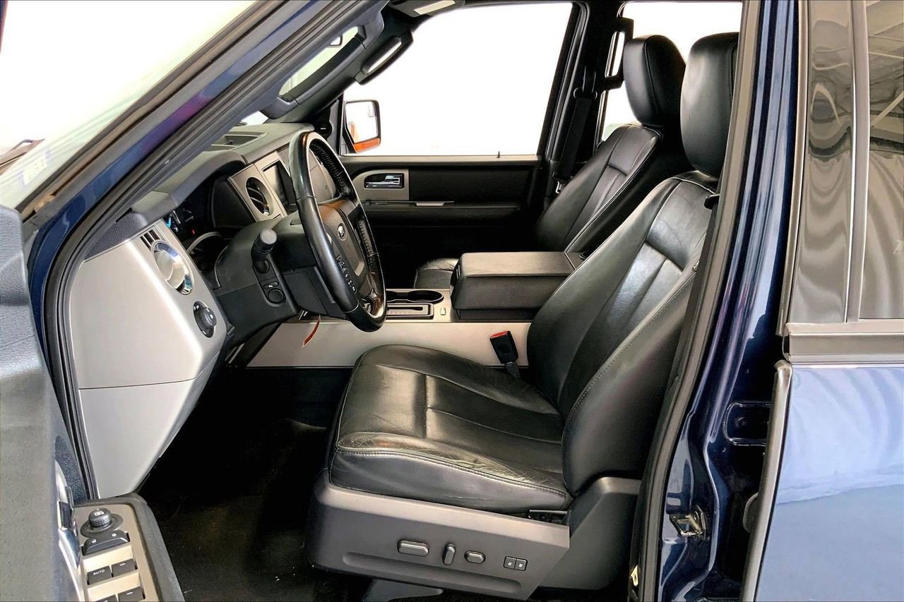 Used 2015 Ford Expedition EL XLT w/ Equipment Group 202A RWD image 15