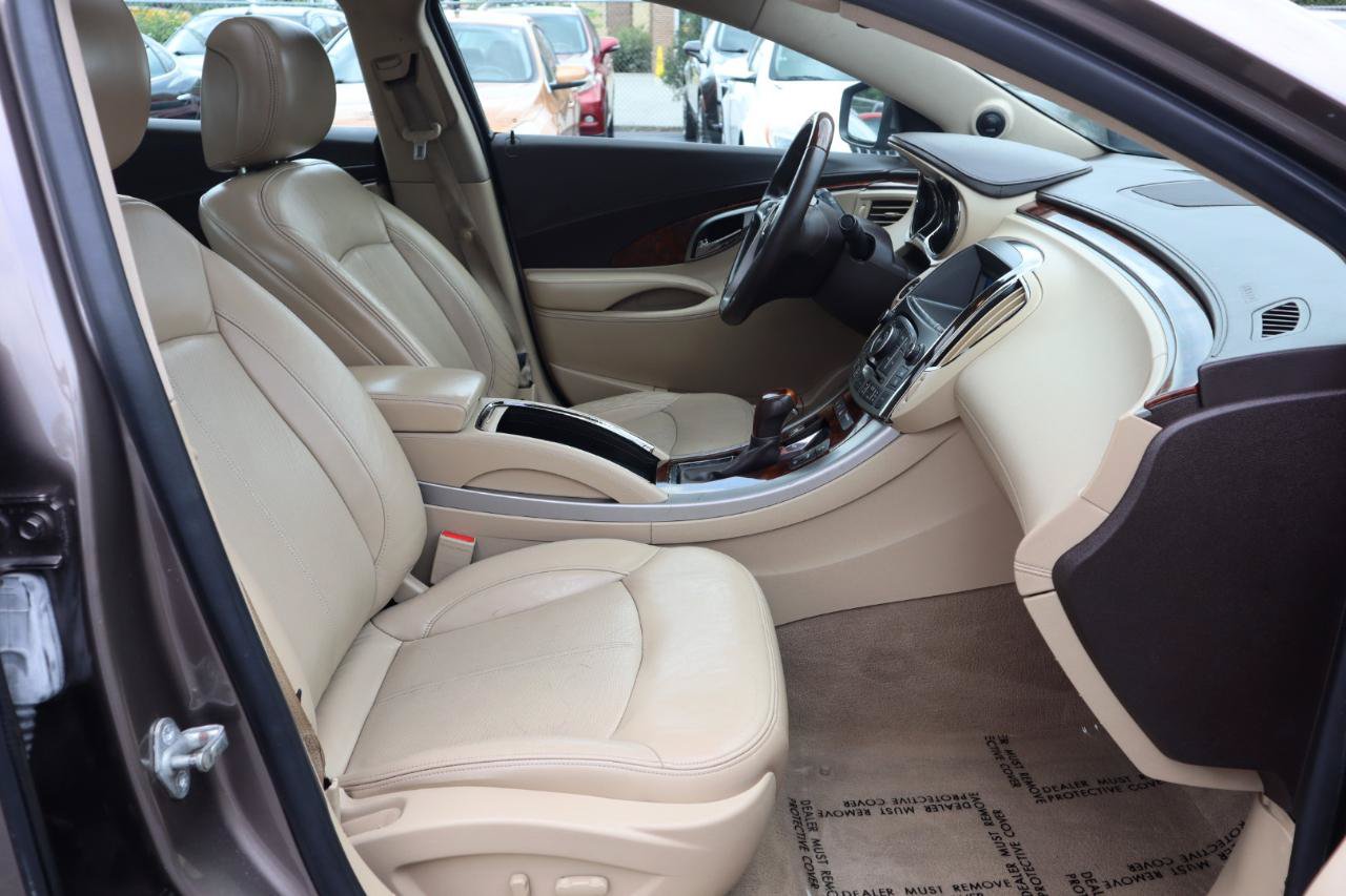 Used 2010 Buick LaCrosse CXL w/ Luxury Package AWD/4WD image 9
