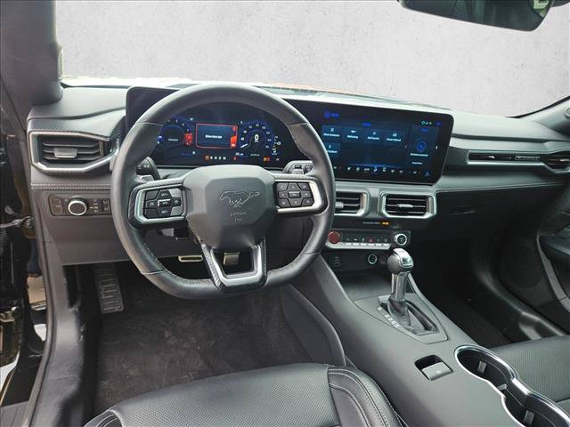 Used 2025 Ford Mustang GT Premium RWD image 15