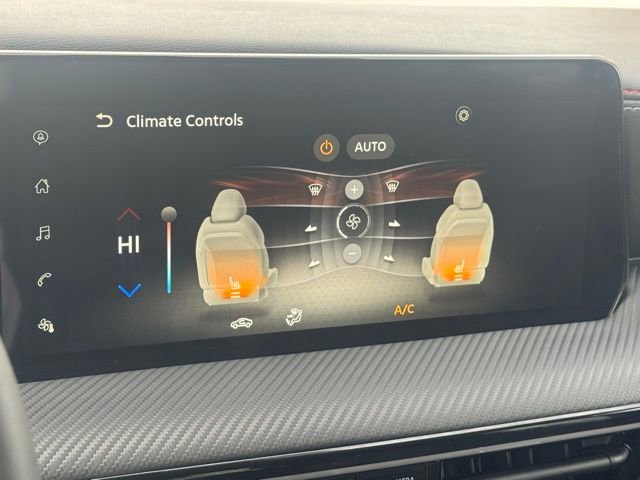 New 2025 Nissan Kicks SR w/ SR Premium Package image 34