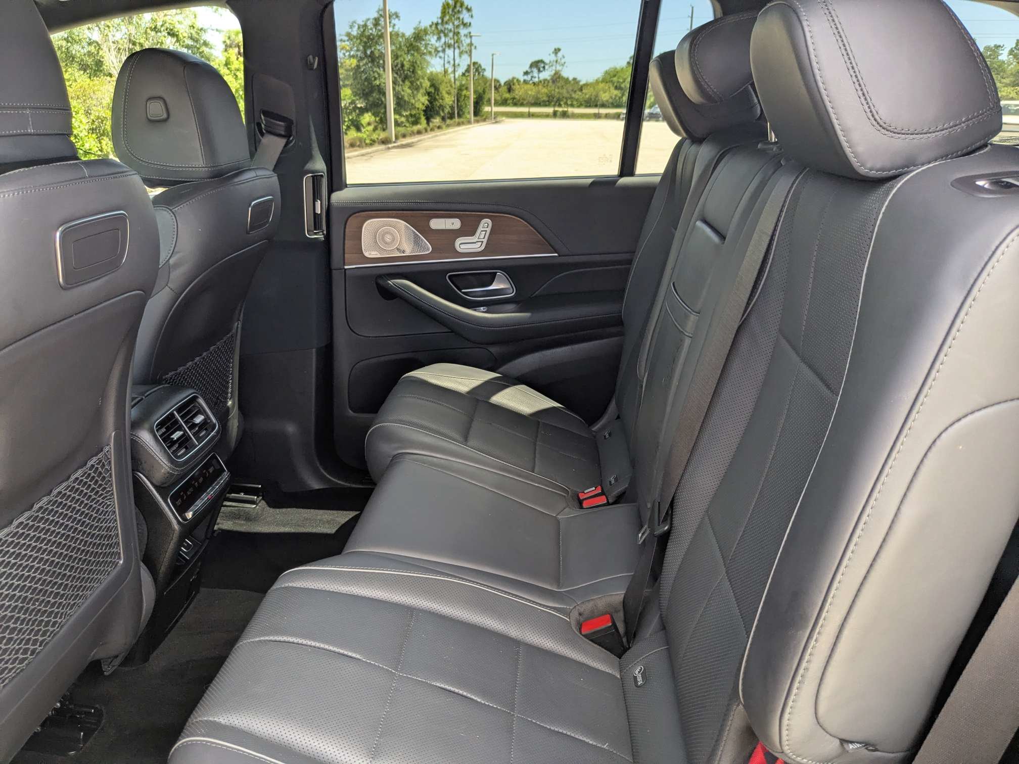 Used 2020 Mercedes-Benz GLS 450 4MATIC image 21