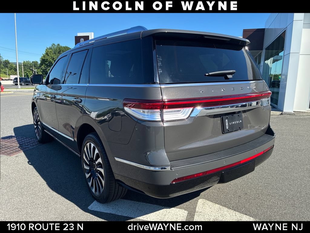 Certified 2024 Lincoln Navigator Black Label AWD/4WD image 4