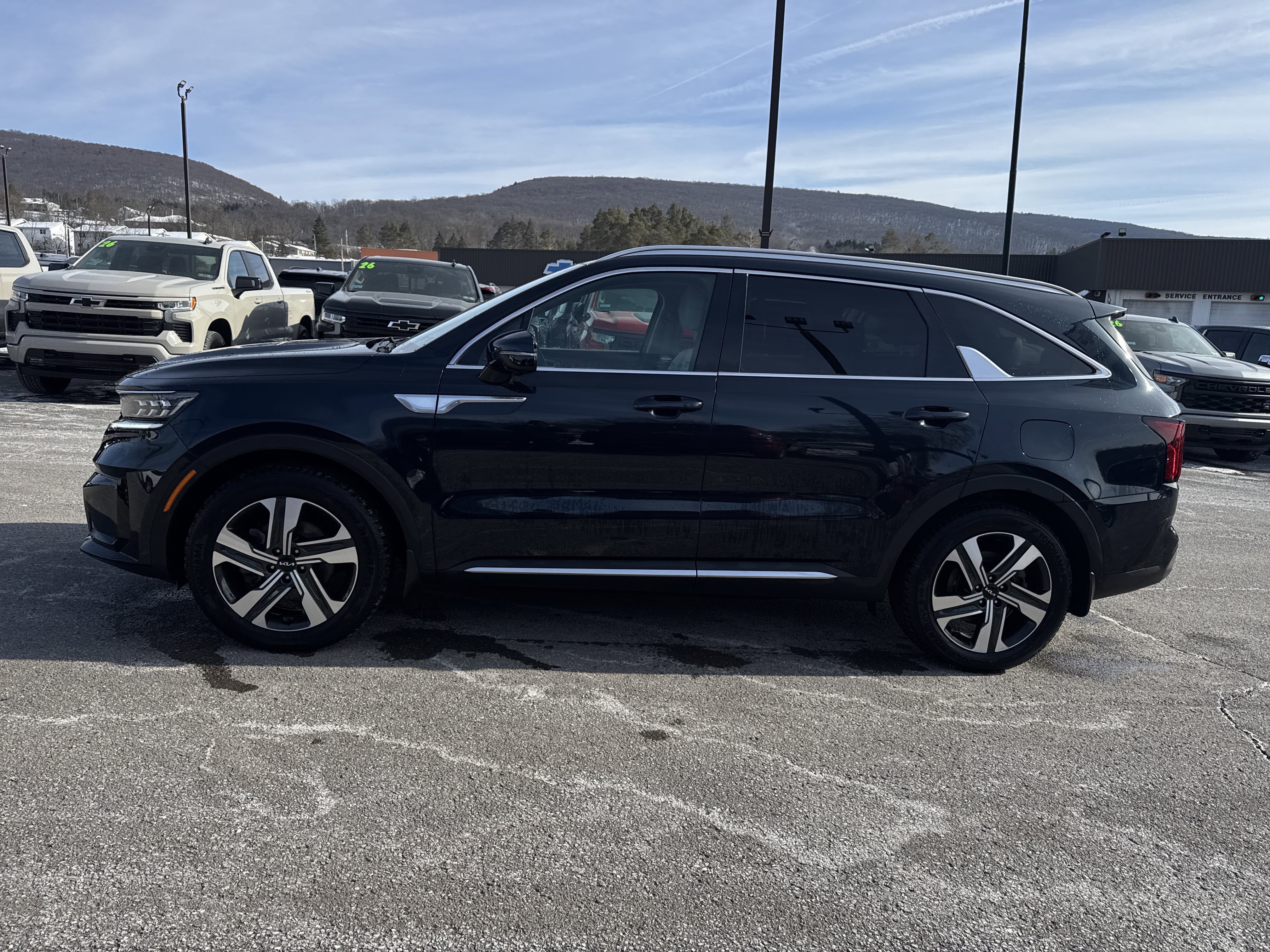 Used 2023 Kia Sorento SX Prestige w/ Panoramic Sunroof Package image 7