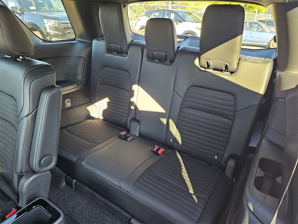 New 2025 Nissan Pathfinder Rock Creek image 21