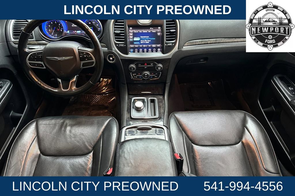 Used 2018 Chrysler 300 Limited image 12