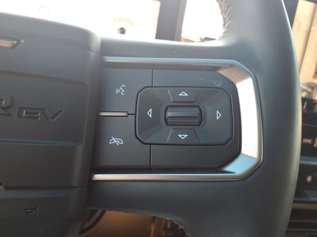 Certified 2024 GMC Hummer EV 3X AWD/4WD image 33