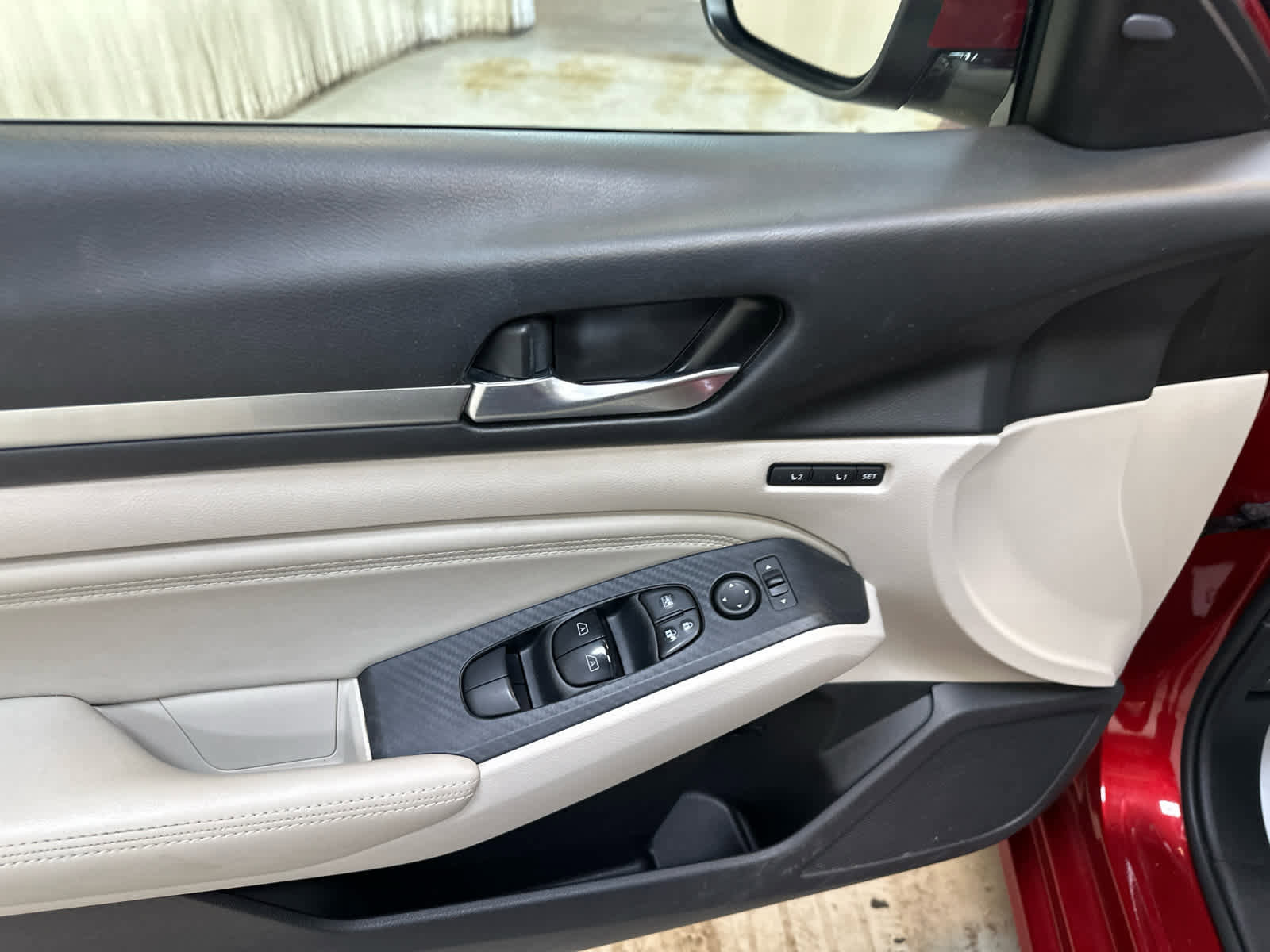 Used 2019 Nissan Altima 2.5 Platinum FWD image 26
