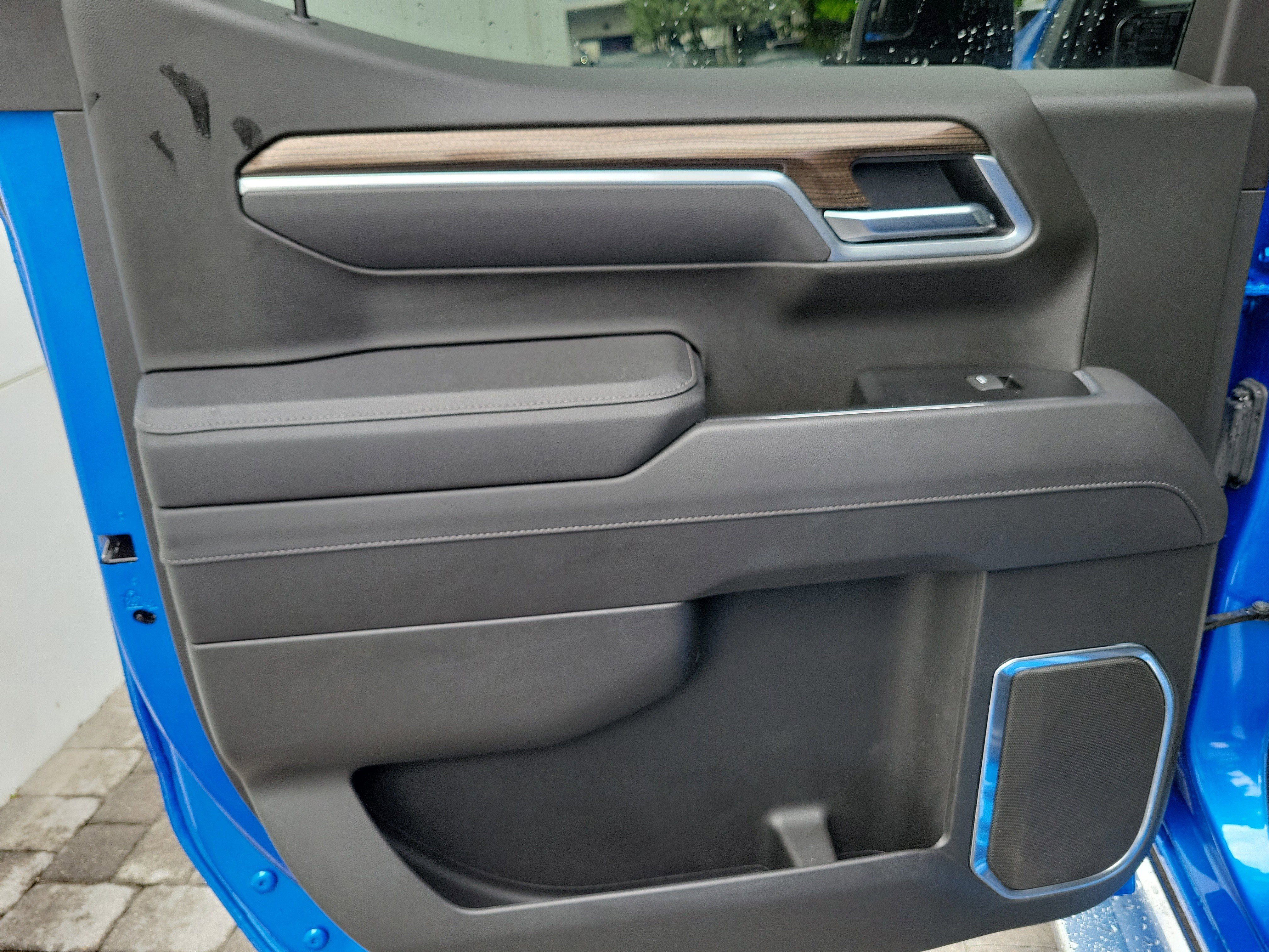 Certified 2025 Chevrolet Silverado 1500 RST w/ Convenience Package II RWD image 13