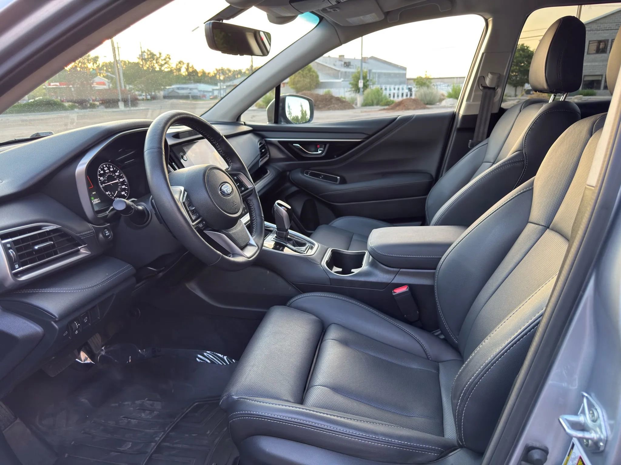 Used 2022 Subaru Outback Limited XT image 10