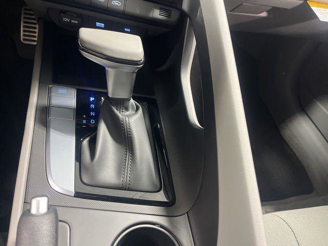 New 2026 Hyundai Elantra Sport image 18