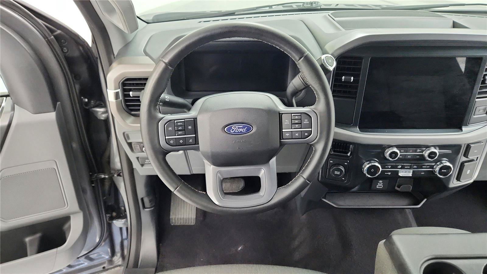 Used 2025 Ford F150 XLT w/ Equipment Group 301A Standard AWD/4WD image 30