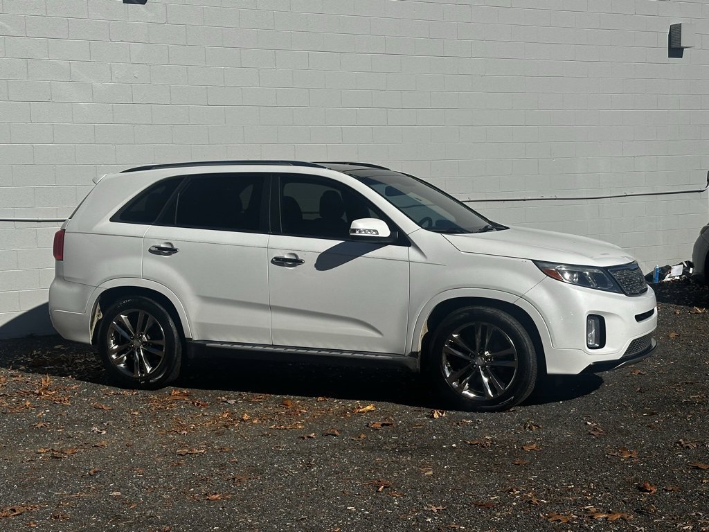Used 2014 Kia Sorento SX w/ 3rd Row Package image 10