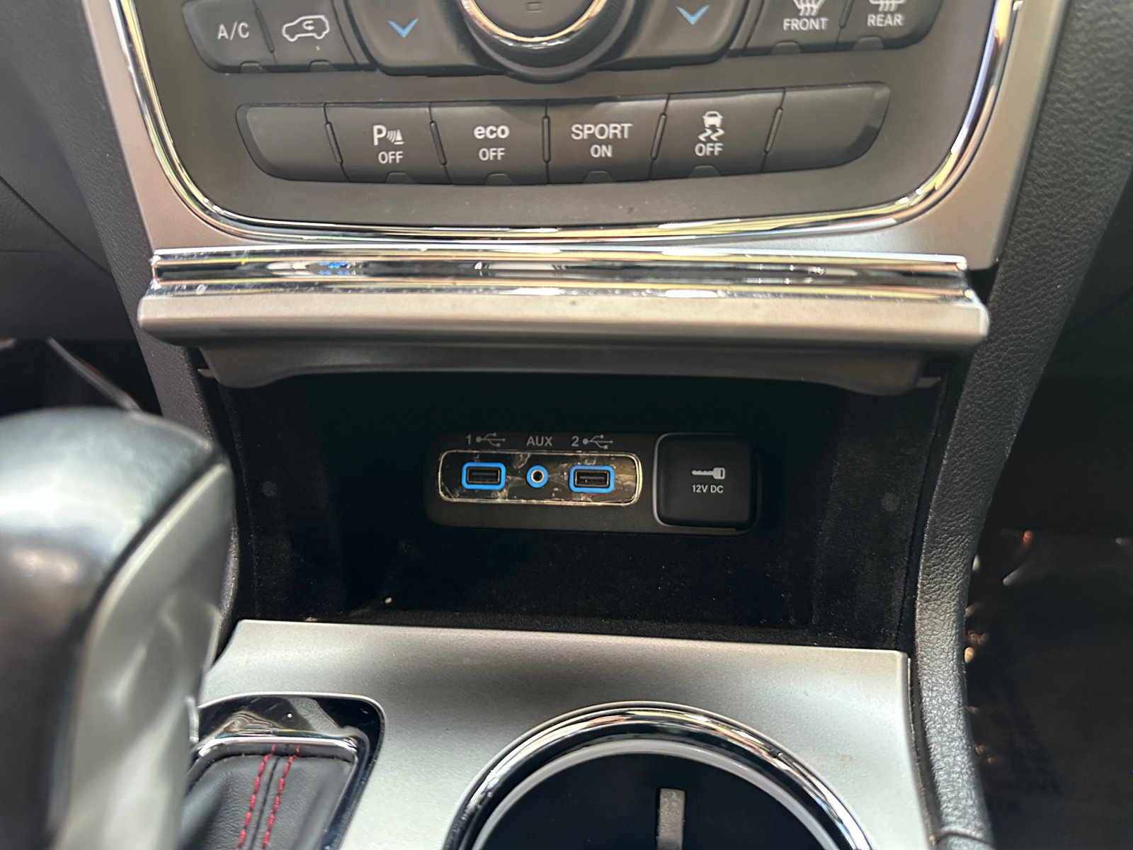 Used 2018 Jeep Grand Cherokee Trailhawk w/ Trailhawk Luxury Group AWD/4WD image 24