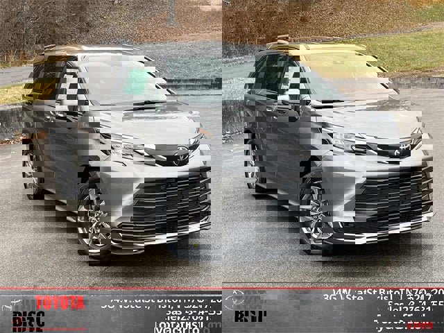 New 2026 Toyota Sienna LE