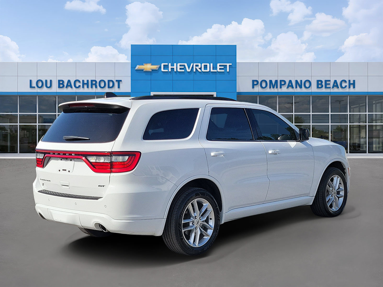 Used 2024 Dodge Durango GT AWD/4WD image 3