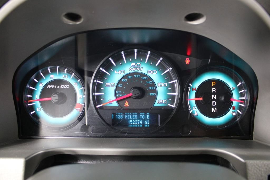 Used 2010 Ford Fusion SE FWD image 16