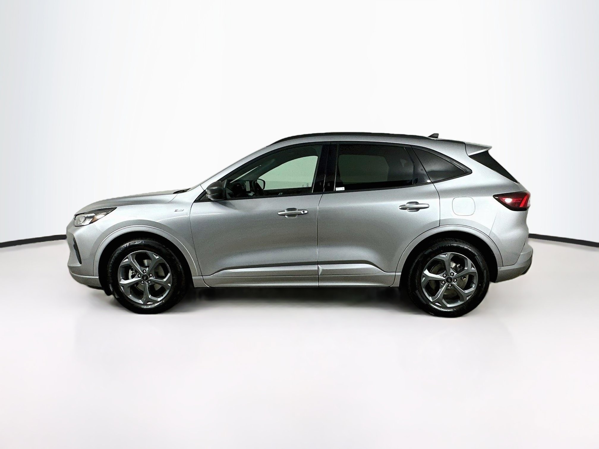 Used 2024 Ford Escape ST-Line FWD image 4