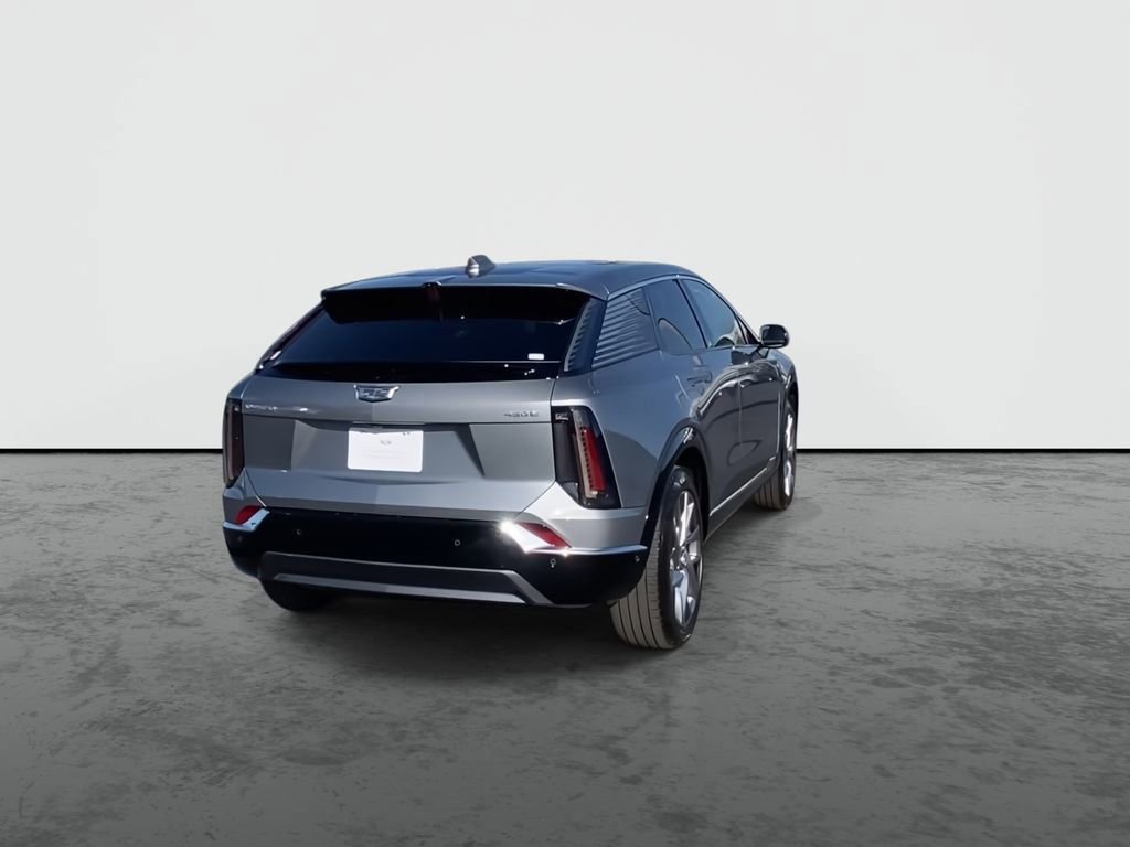 Used 2026 Cadillac Optiq Luxury 1 RWD image 7