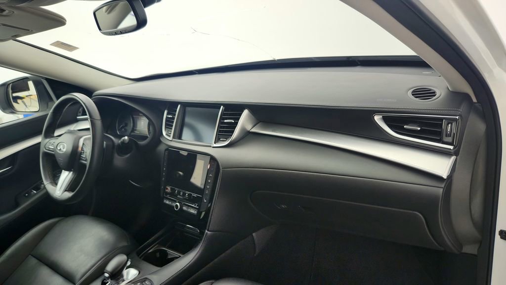 Used 2020 INFINITI QX50 Luxe image 30