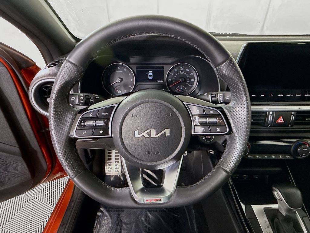 Used 2023 Kia Forte GT-Line w/ GT-Line Technology Package FWD image 20