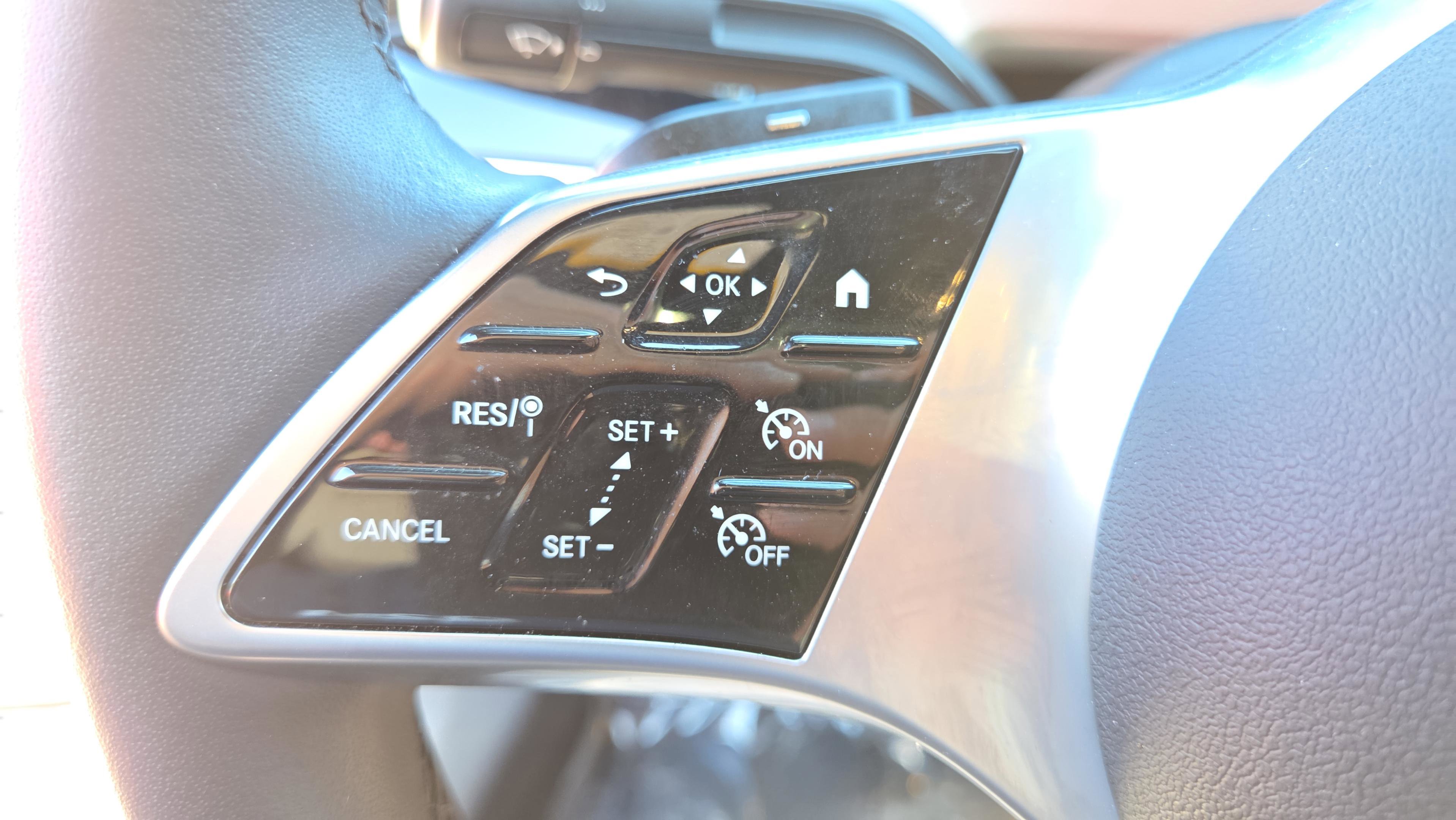 Used 2025 Mercedes-Benz CLA 250 image 24