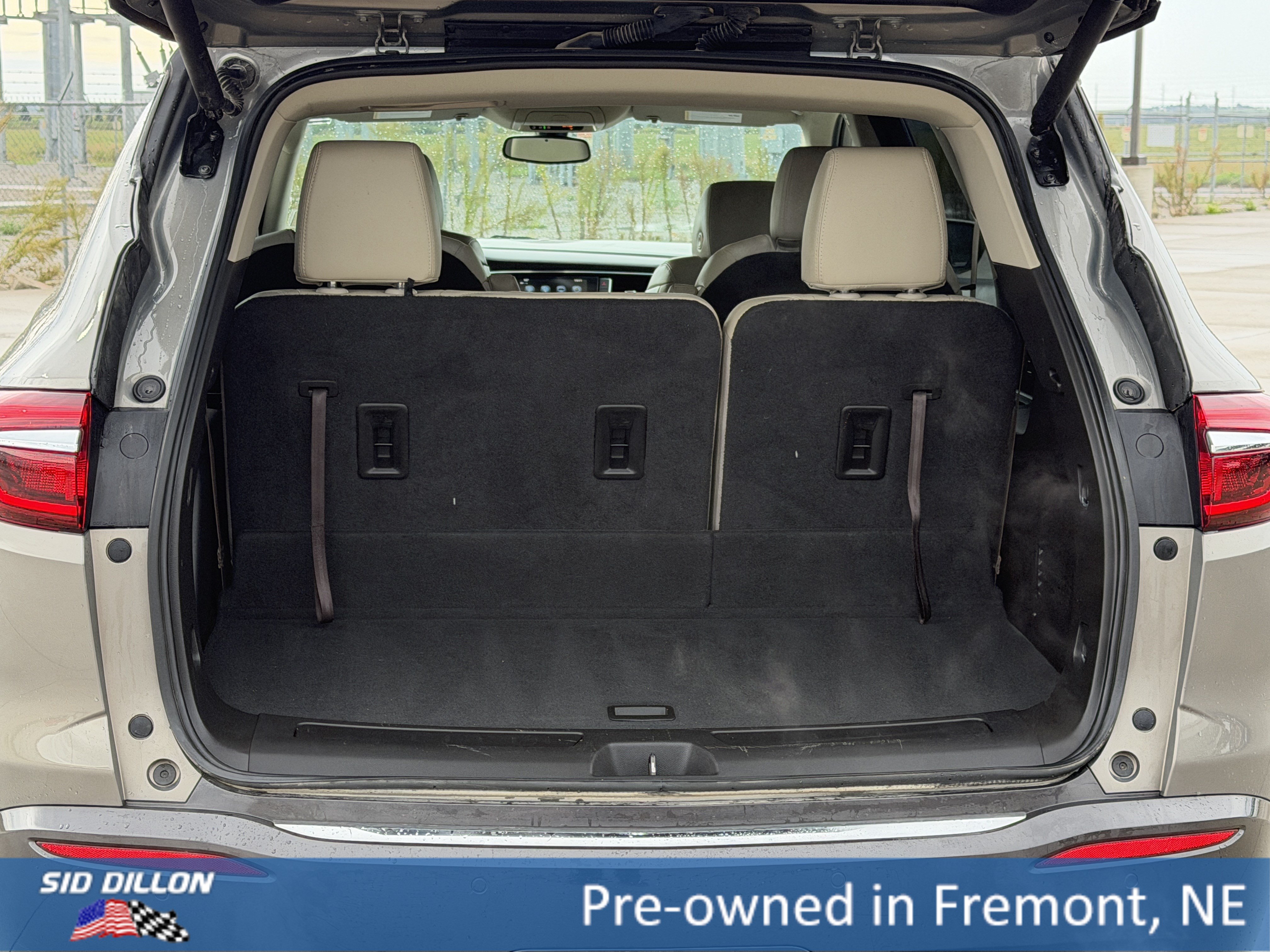Certified 2019 Buick Enclave Essence AWD/4WD image 5