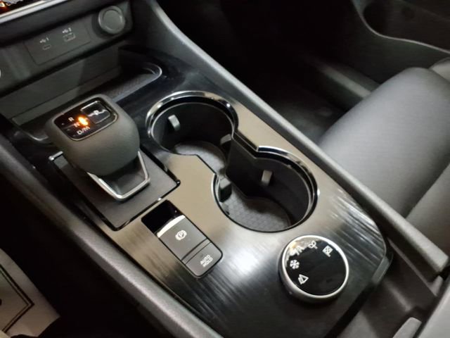 Used 2023 Nissan Rogue SV w/ SV Premium B Package image 25