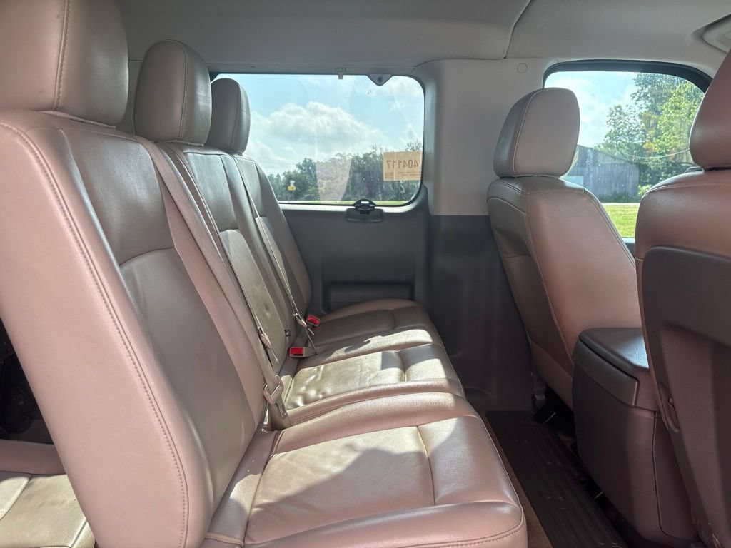 Used 2019 Nissan NV 3500 SL RWD image 26