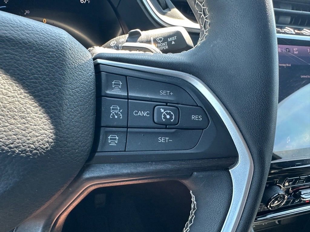 Used 2024 Jeep Grand Cherokee Limited image 30