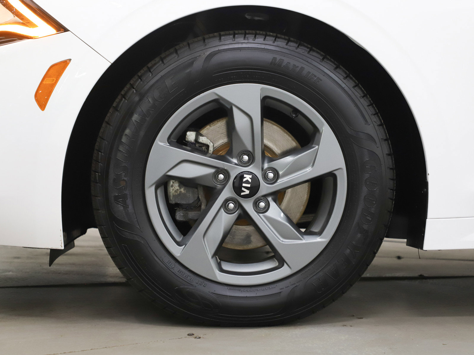 Used 2021 Kia K5 LXS image 30