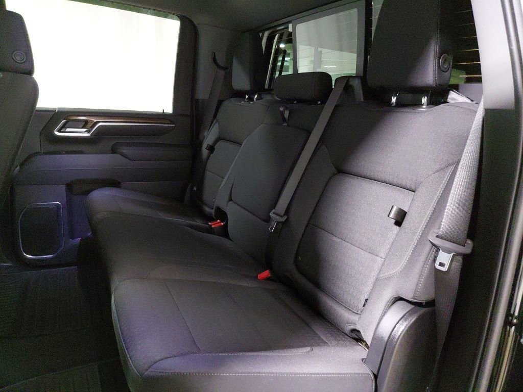 Certified 2025 Chevrolet Silverado 3500 LT w/ Z71 Chrome Sport Edition image 18