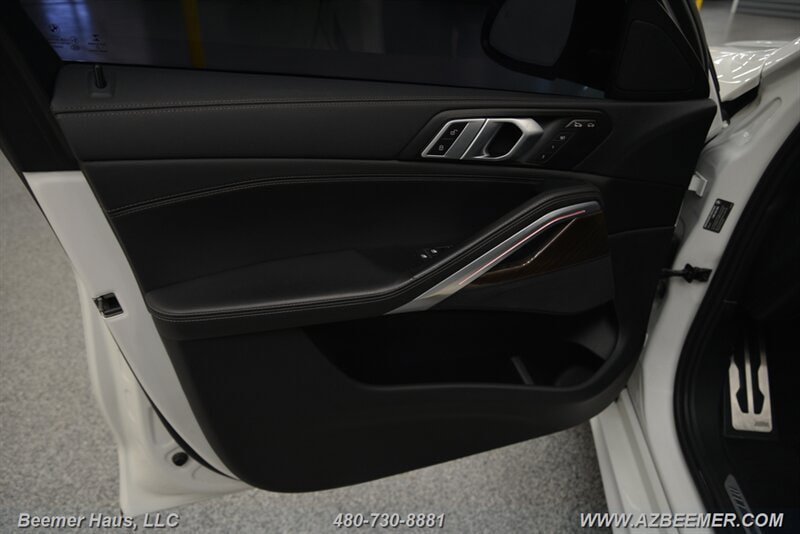 Used 2022 BMW X6 xDrive40i w/ M Sport Package AWD/4WD image 40