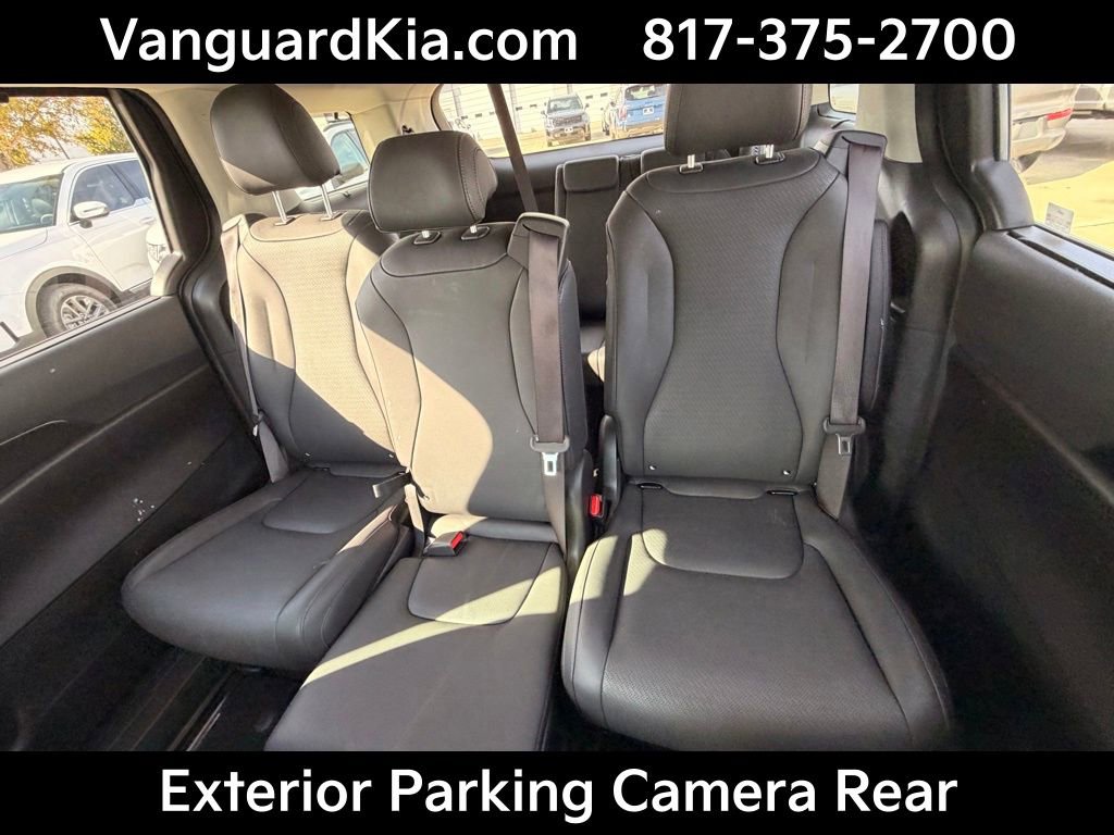 Certified 2025 Kia Carnival SX Prestige image 25