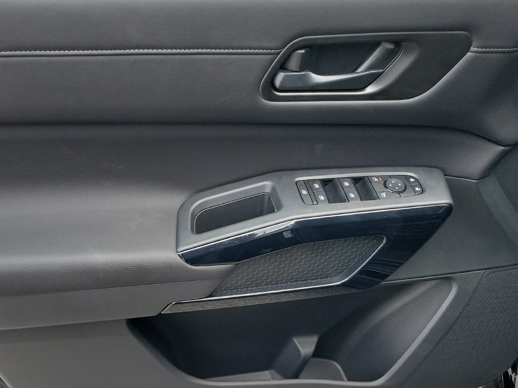 New 2026 Nissan Pathfinder SV FWD image 24