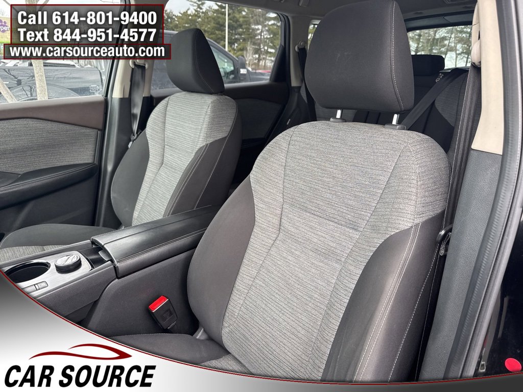 Used 2021 Nissan Rogue SV image 14