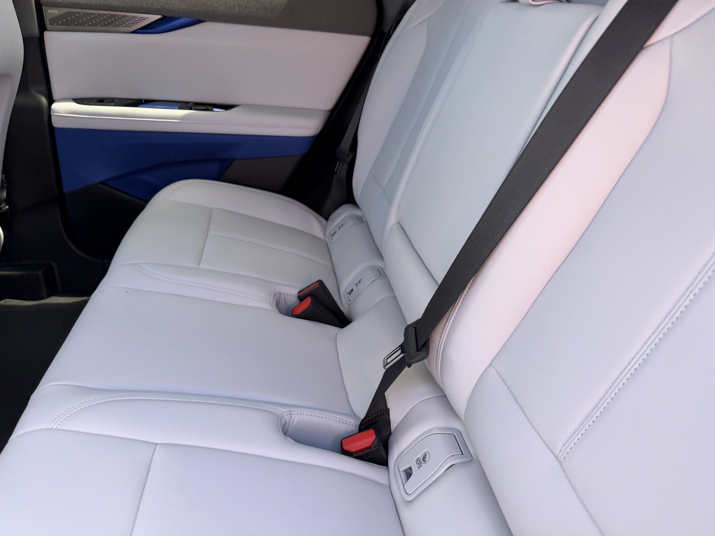 New 2026 Cadillac Optiq Luxury 1 RWD image 16
