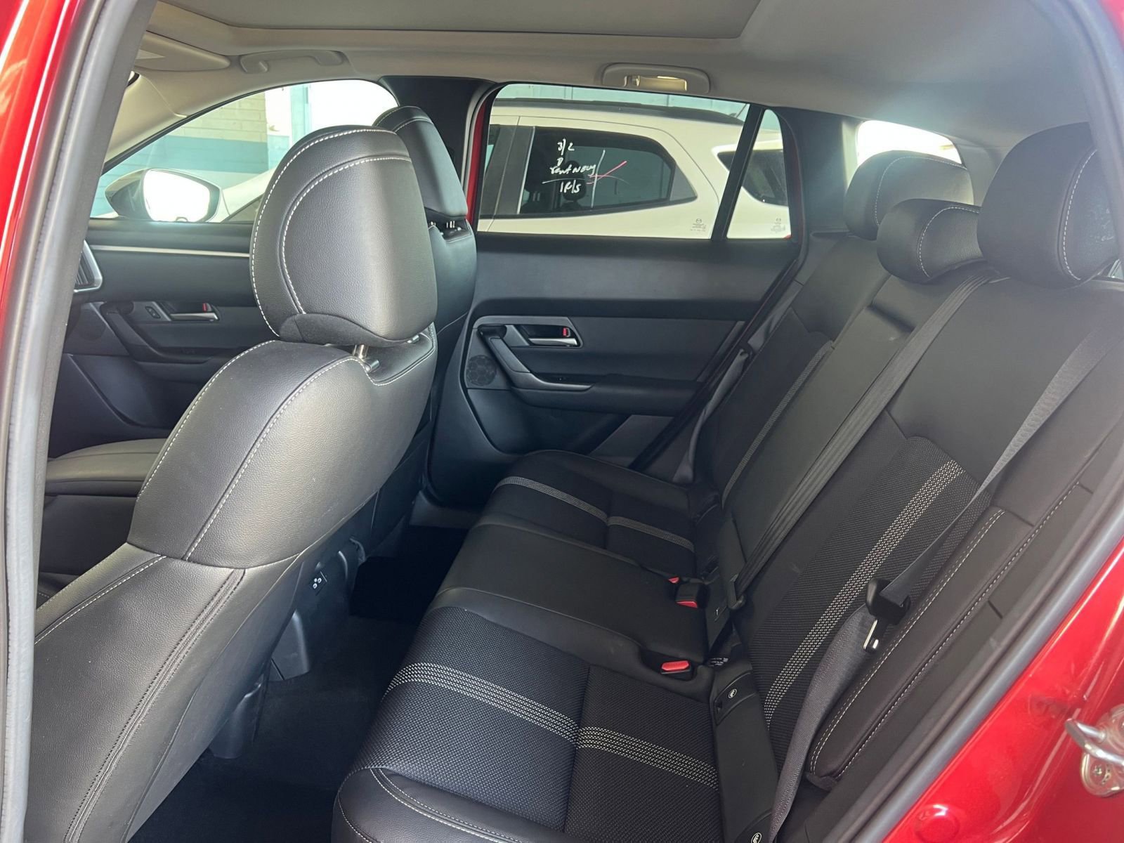 Used 2025 MAZDA CX-50 AWD 2.5 S w/ Premium Package image 25