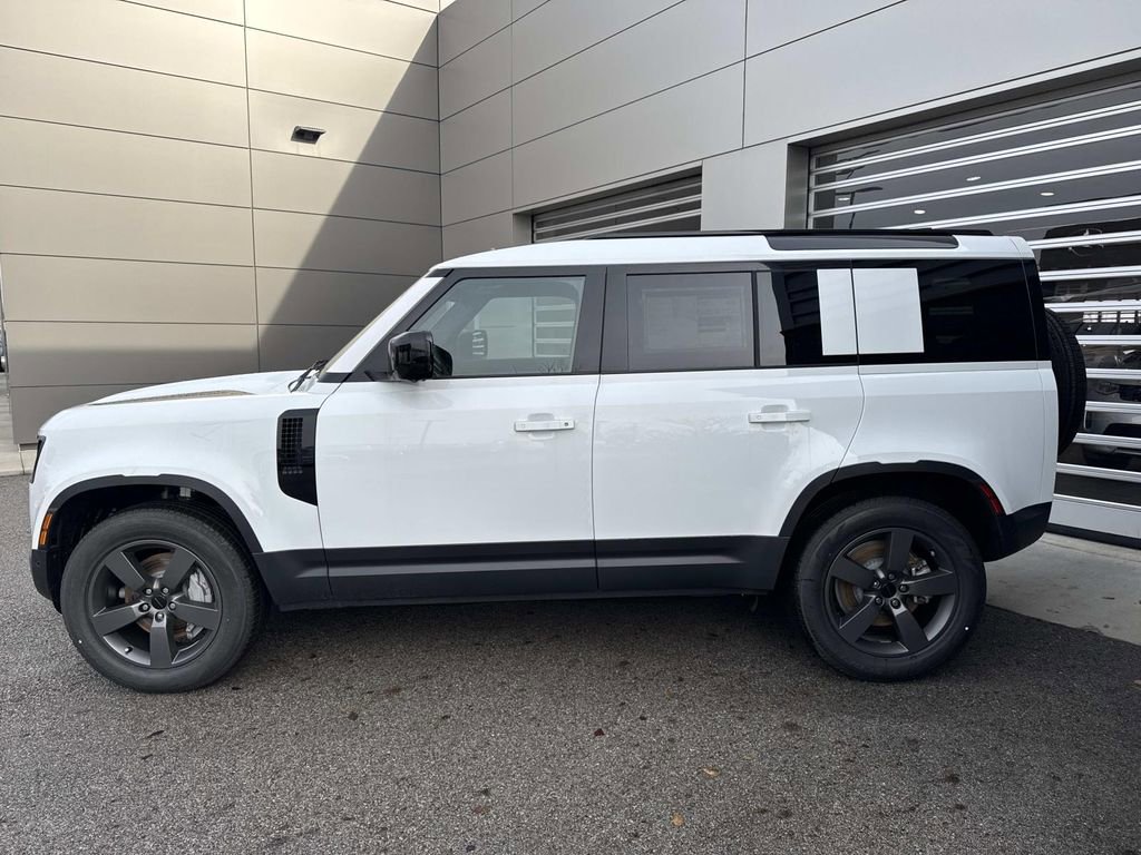 New 2026 Land Rover Defender 110 S image 4