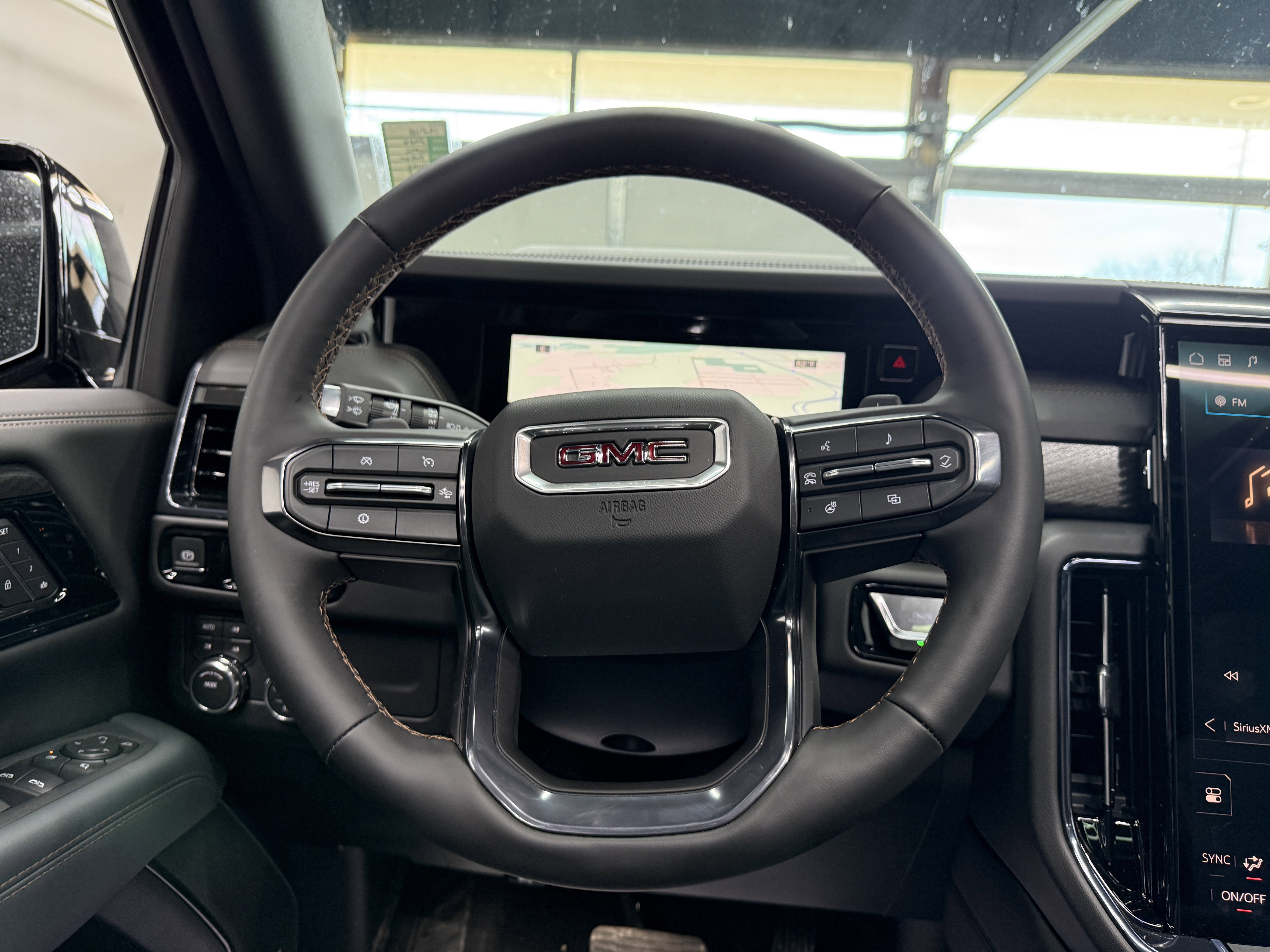 Used 2026 GMC Yukon AT4 image 15