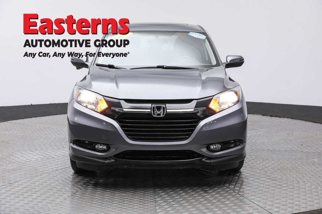 Used 2017 Honda HR-V EX image 2