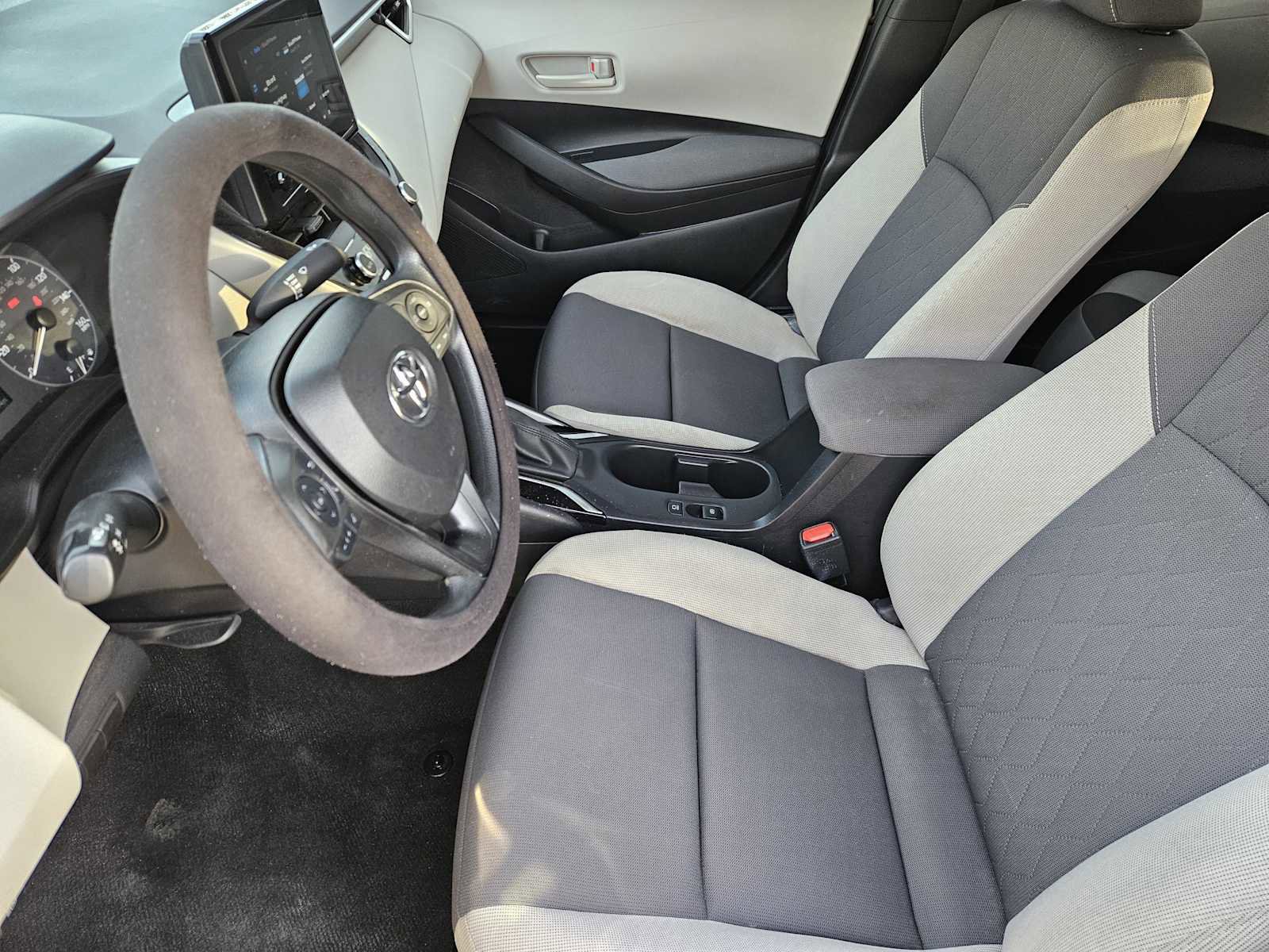 Used 2023 Toyota Corolla LE image 13