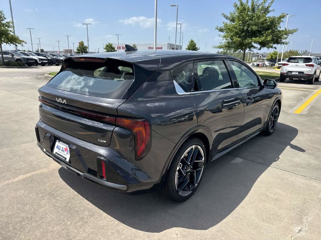 New 2026 Kia K4 GT-Line w/ GT-Line Premium Package FWD image 8