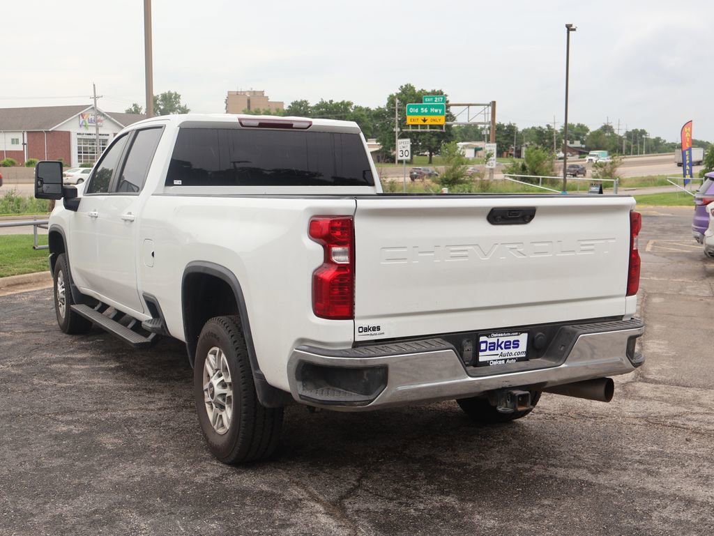 Used 2023 Chevrolet Silverado 2500 LT w/ Convenience Package AWD/4WD image 11