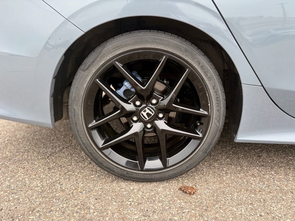 Used 2023 Honda Civic Sport image 28