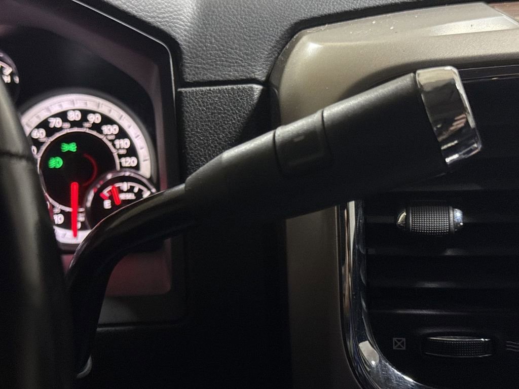 Used 2014 RAM 3500 Laramie image 18